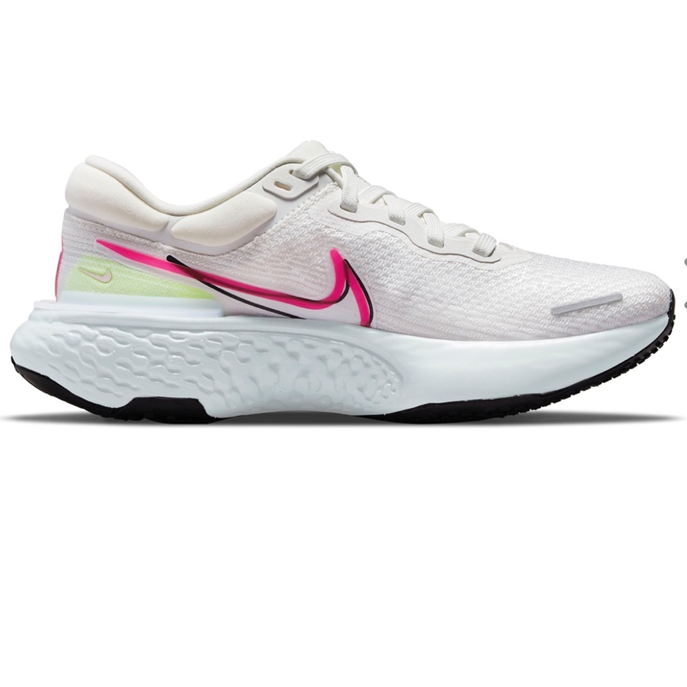 Nike Women's ZoomX Invincible Run Flyknit Running Shoes